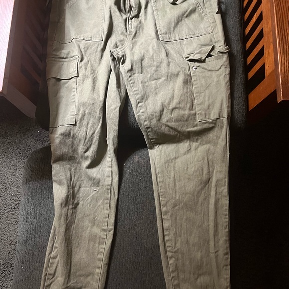 Green cargo pants skinny ankles - Picture 5 of 5